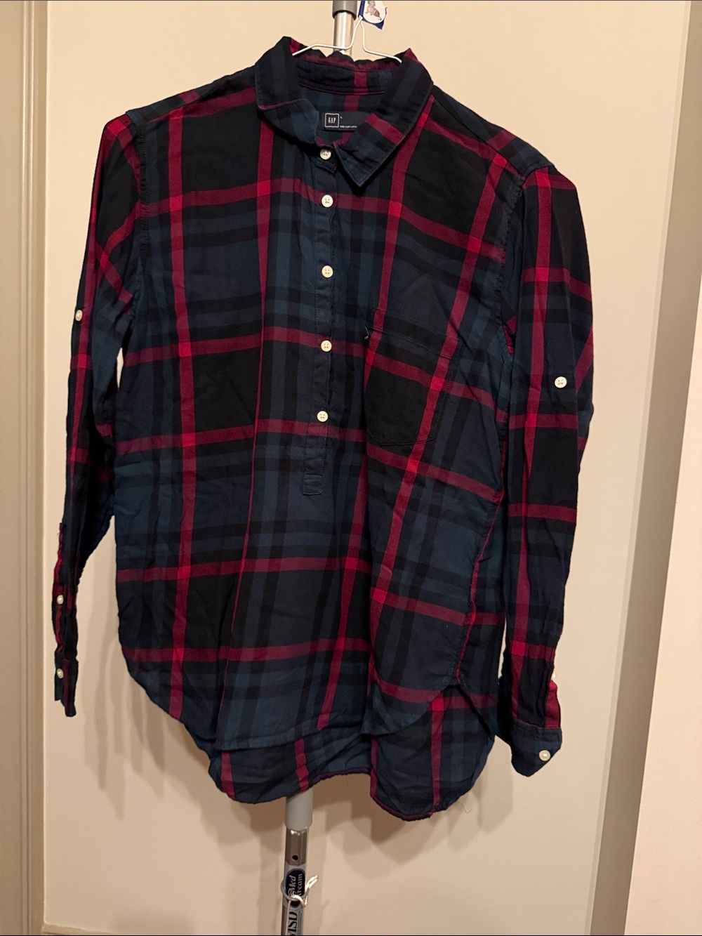 GAP Navy and Magenta Plaid Button-Down Women's Shirt